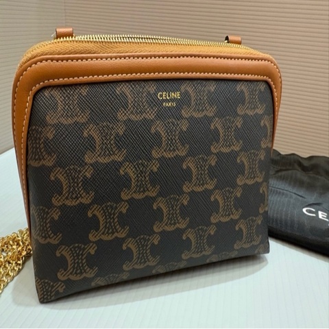 Celine Triomphe 老花貝殼包