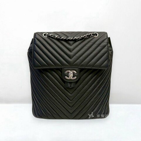 S5519-CHANEL 黑牛皮山形紋銀釦後背包A91122
