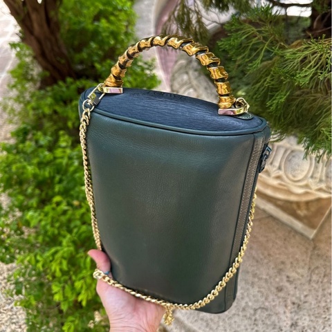 羅意威 金柄蛇骨 孤品  罕有款 綠色 海軍藍 化妝包 蛇骨 皮革 斜背包 側背包 中古包包 側肩包 復古包 古董包 復古風 拼色 鏈條包   腋下包  經典款 手袋  斜挎包 孭背包 單肩包古董包 斜背包vintage loewe green blue Velazquez vanity bag