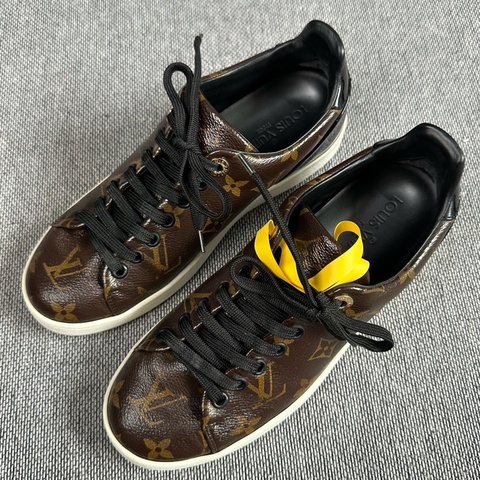 LOUIS VUITTON/Lv 漆面運動 低幫 時尚板鞋   尺碼：35.5