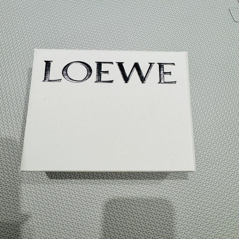 LOEWE Anagram Strap 緹花肩背帶 棕色 金釦