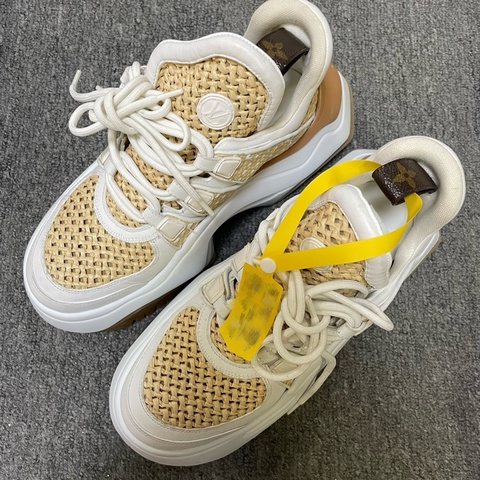 LOUIS VUITTON/路易威登Archlight 2.0 Platform運動休閒鞋  尺碼：39
