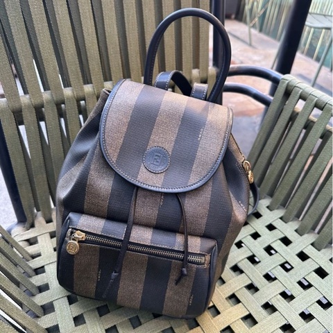 芬迪 經典 條紋後背包 後背包 雙肩包 中古 復古  中古 復古 古董包  vintage fendi backpack racksack