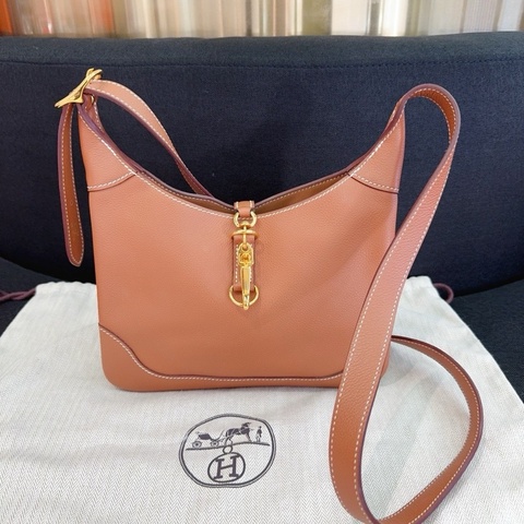 閒置Hermes愛馬仕 hobo trim duo金棕金扣y刻小號
