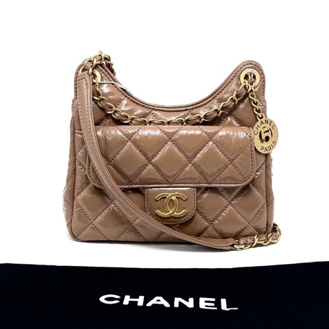 CHANEL 奶茶色金扣油蠟皮 天貓精靈小號斜背包 19*16*6 9新 配件塵袋