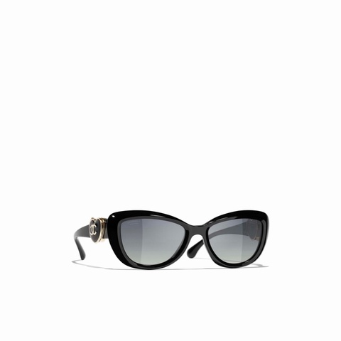 Chanel 女士 徽標太陽鏡54碼橋寬: 1.8cm; 鏡腿長: 14cm; 鏡片直徑: 5.4cm