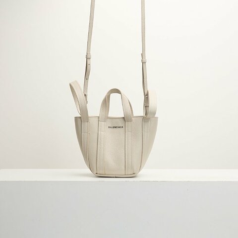 二手Balenciaga Everyday North-South xs菜籃子/奶灰色