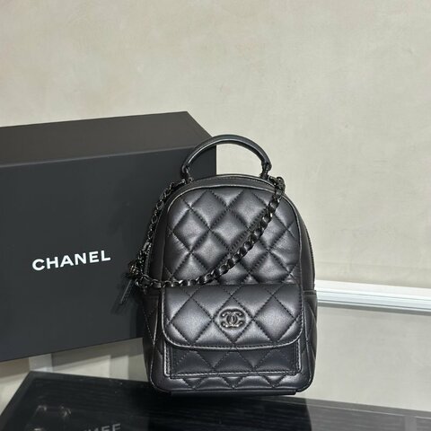 CHANEL 25P羊皮迷你後背包 - So Black