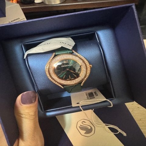 Swarovski 瑞士製女錶（Swiss Made）