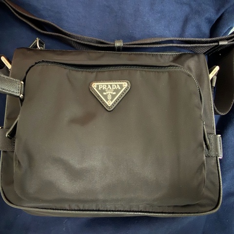 Prada Re-nylon & saffiano 肩背包