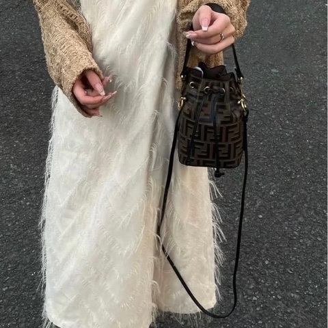 #99新 Fendi Mon Tresor棕色老花Mini水桶包