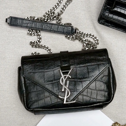 99新🖤＃Ysl＃黑銀鱷魚壓紋＃牛皮＃woc＃有購證