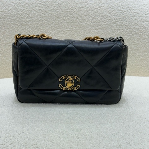 Chanel 19 bag 黑金小號26cm