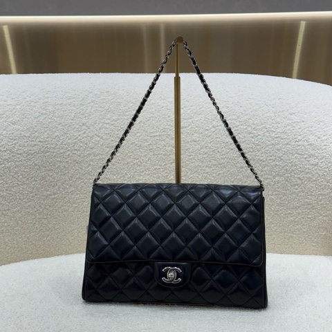 Chanel黑銀羊皮 timeless