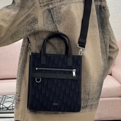 DIOR迪奧 Safari North-South 黑色黑銀扣Oblique印花，可拆卸肩帶托特包Tote包購物袋手提單肩斜挎包