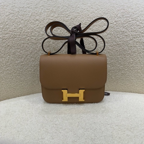 Hermès 奶茶色康康 18 U刻