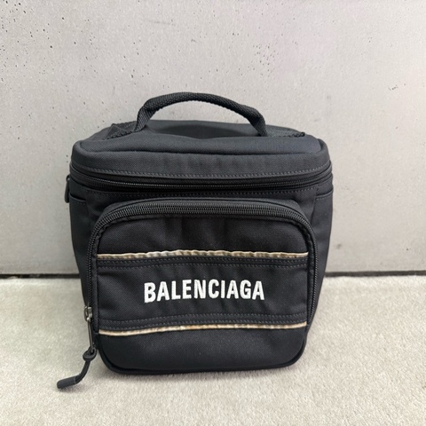 二手Balenciaga尼龍相機包