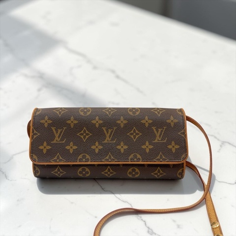 莉亞精品♡ LV 信封斜背包M58182 大號 二手美包