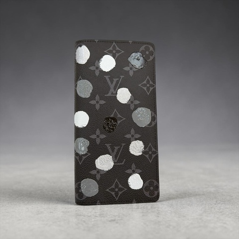 莉亞精品♡ Lv M81932 草間彌生聯名款 對折黑灰長夾 二手美包