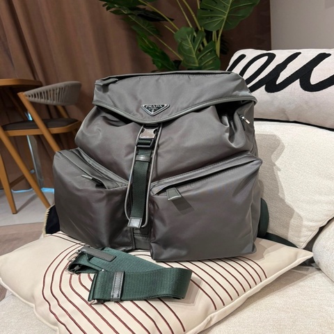 PRADA Re-Nylon Backpack 2VZ108_2DW3_F0002_V_DYO