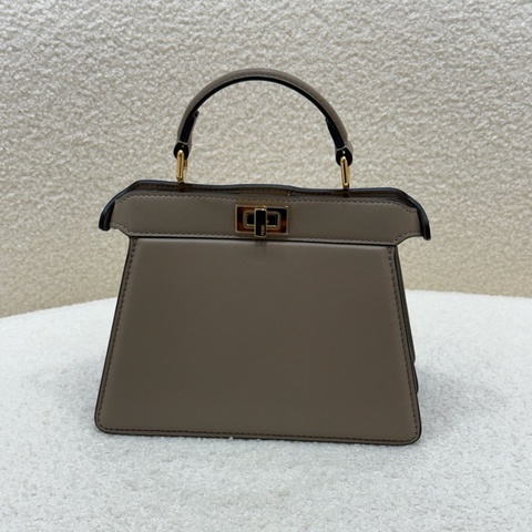 Fendi Peekaboo ISeeU大象灰