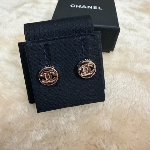 全新未戴/Chanel 25c 銀豆耳針耳環