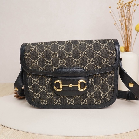 【VUINCA Vintage 價格僅供參考】 GUCCI 1955 馬鞍包 Medium 黑灰色 老花 牛仔布