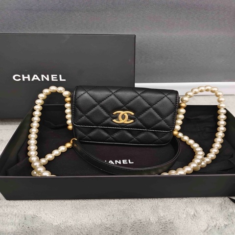 香奈兒/Chanel 經典菱格紋銀扣珍珠金扣翻蓋 31開 全新閒置