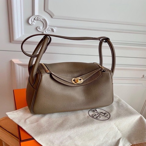 99新 閑置品 愛馬仕 Hermes 大象灰 Lindi26 金扣