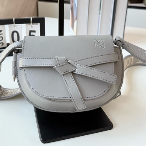 Loewe羅意威 gate mini 馬鞍包霧霾藍