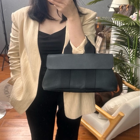 Hermes Valparaiso 黑色蘑菇包