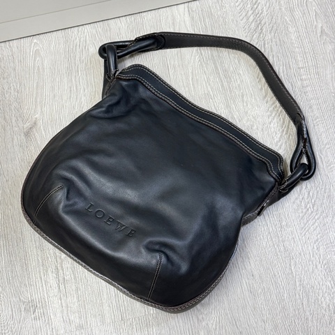 LOEWE 肩背包