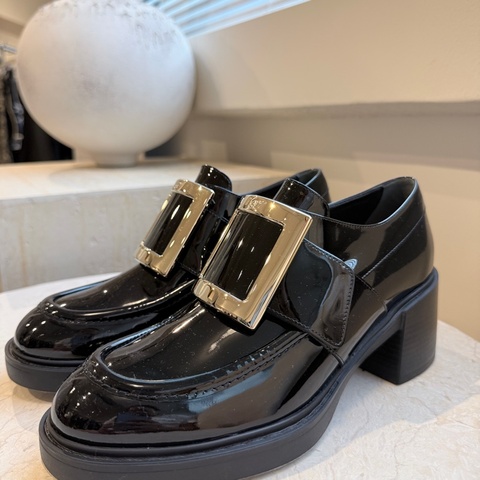 全新✨Roger vivier✨RV 方釦厚底中跟樂福鞋皮鞋 #37.5