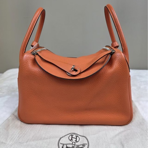 Hermes 愛馬仕lindy30 T刻 橘色銀扣 size30*19*16cm