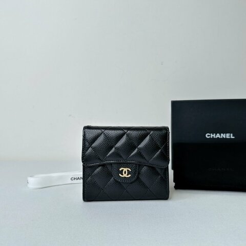 CHANEL 荔枝牛金扣三折短夾