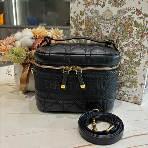 *SHIHNA名牌精品* Dior Travel Vanity 金釦手挽肩背兩用袋