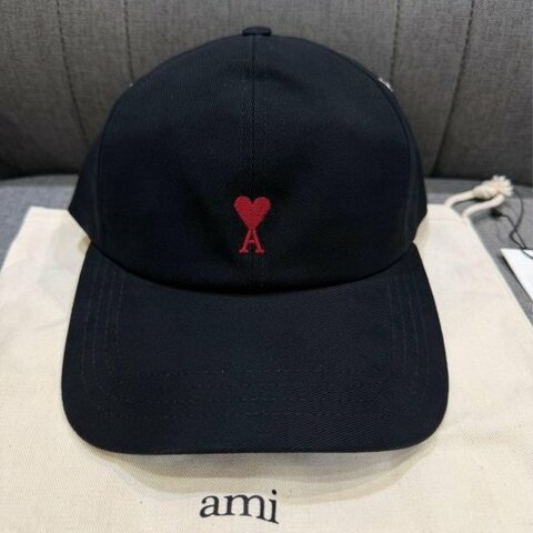 💎Han's house精品服飾💎AMI PARIS 愛心 刺繡 帽子 葡萄牙製  現貨 原價5900