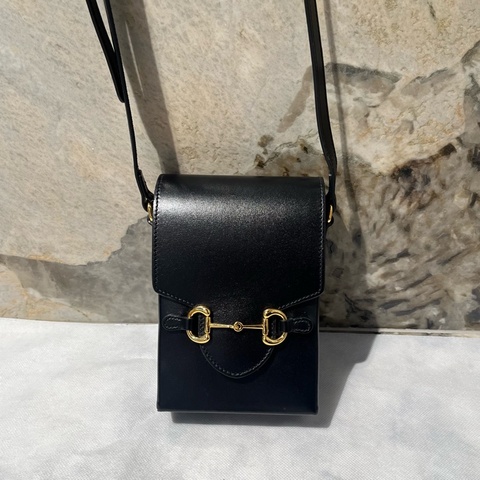 Gucci黑金牛皮1955掀蓋手機包