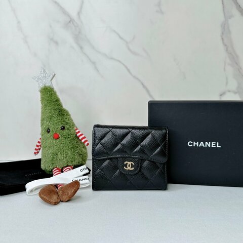 CHANEL 黑金荔枝牛三折短夾