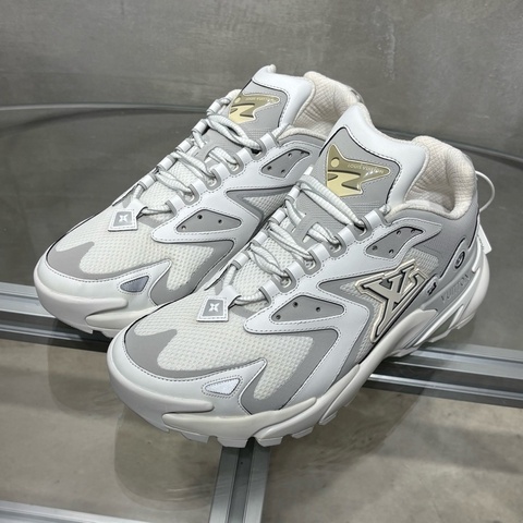 Louis Vuitton/路易威登 LV Runner Tatic 灰白運動鞋 UK6.5 /40.5碼