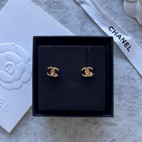 Chanel 香奈兒 迷你雙c耳環 26p