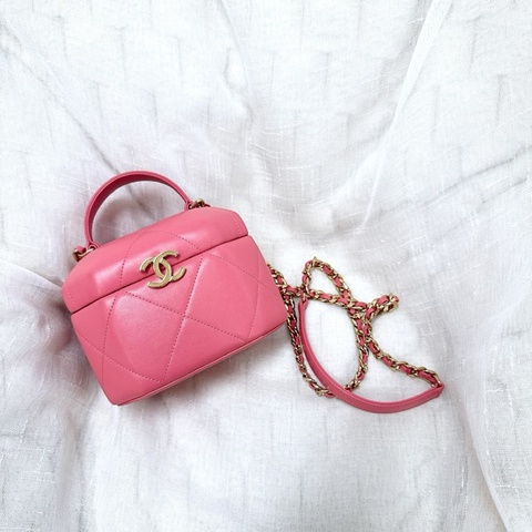 Chanel Octagon Vanity Case
