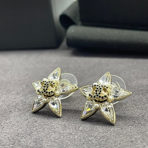 Chanel香奈兒珍珠星星鑲水鑽雙C耳環