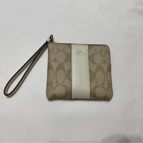 Coach 經典老花經典標誌條紋單層拉鍊手拿包/零錢包