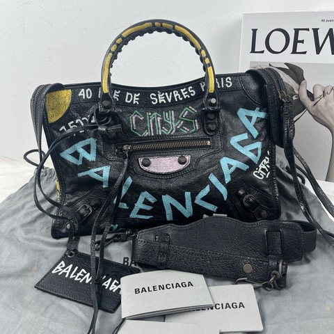 Balenciaga巴黎世家 塗鴉限量款機車包 小號