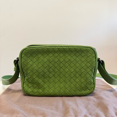 BOTTEGA VENETA/葆蝶家/郵差包 男女同款