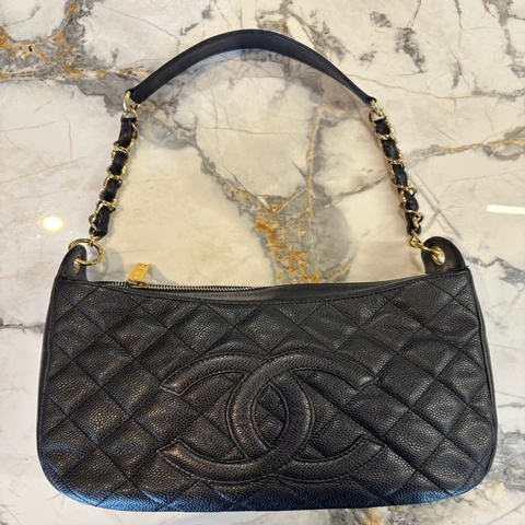 Chanel Vintage Hobo 包