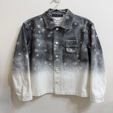 LV Louis Vuitton 黑色星空漸層牛仔外套 ❗️❗️手續費很高不要亂議價