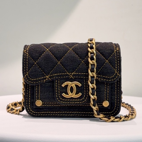 Chanel 香奈兒23smini 芯片款牛仔豆腐包 底長13 Jennie同款
