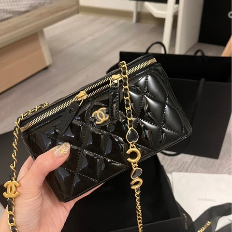 #全新全配🈶購證 #全網最便宜💰 香奈兒黑金愛心髮廊扣長盒子 芯片款